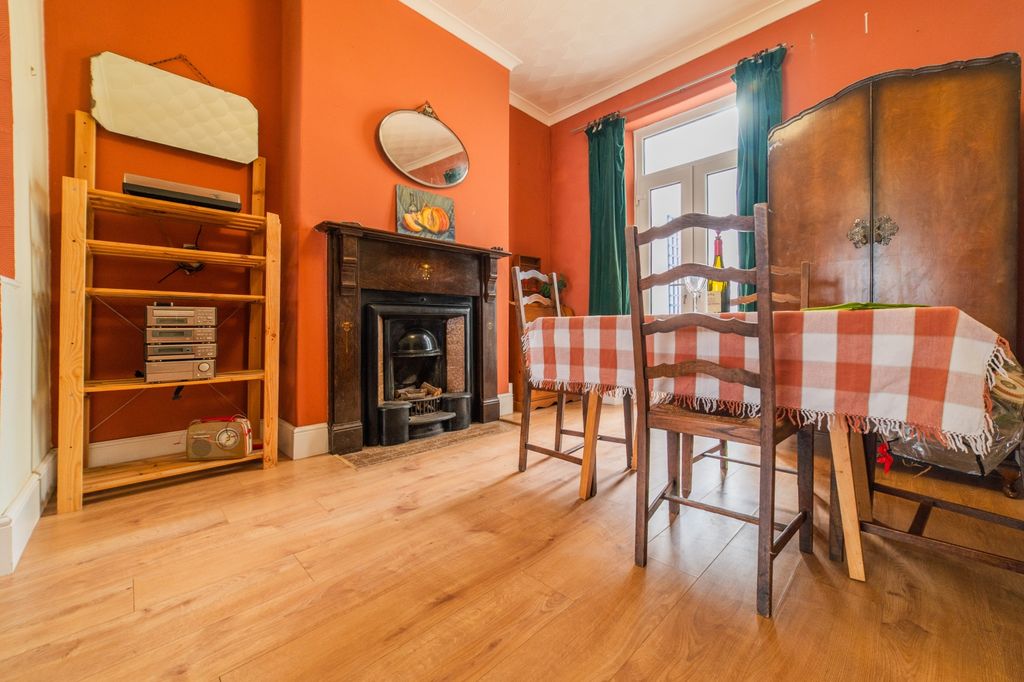 Property photo 3 of 31 Call 02920 454555 To Secure Your Viewing_14
