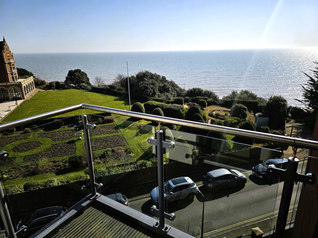 Property photo 2 of 12 Views