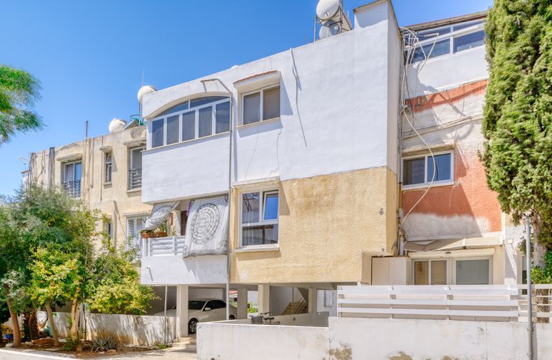Property photo 1 of 11 Apartment Block