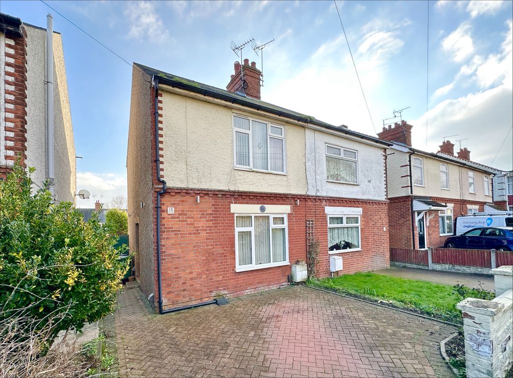 Property photo 2 of 15