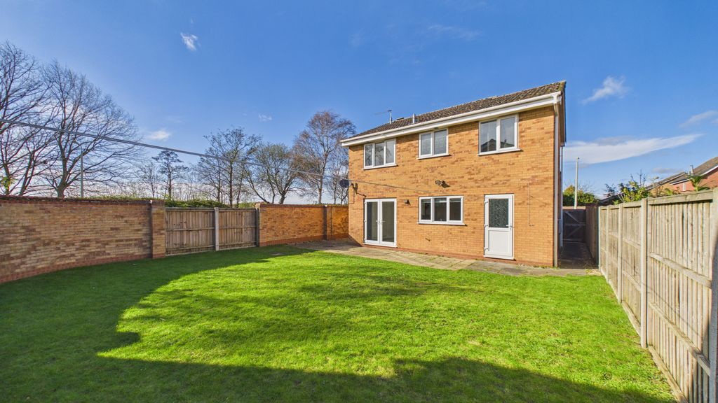 Property photo 3 of 9