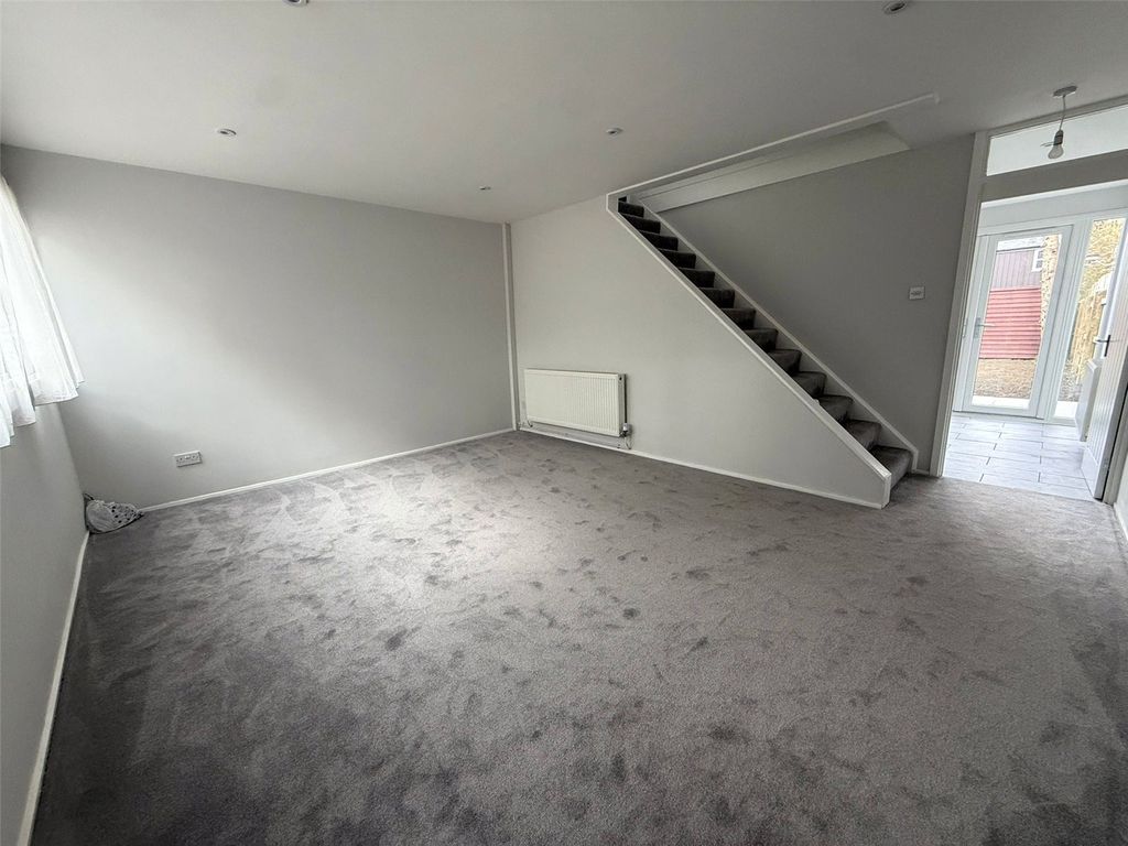 Property photo 3 of 21 Picture No. 16