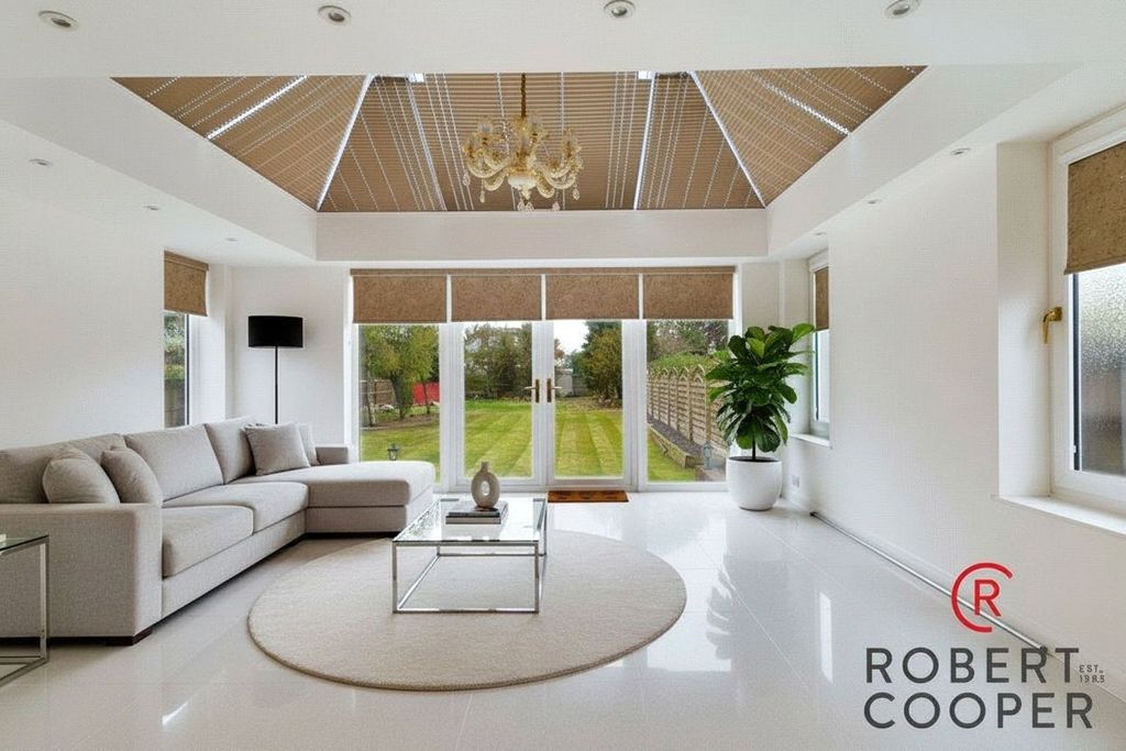 Property photo 2 of 41 Picture No. 57