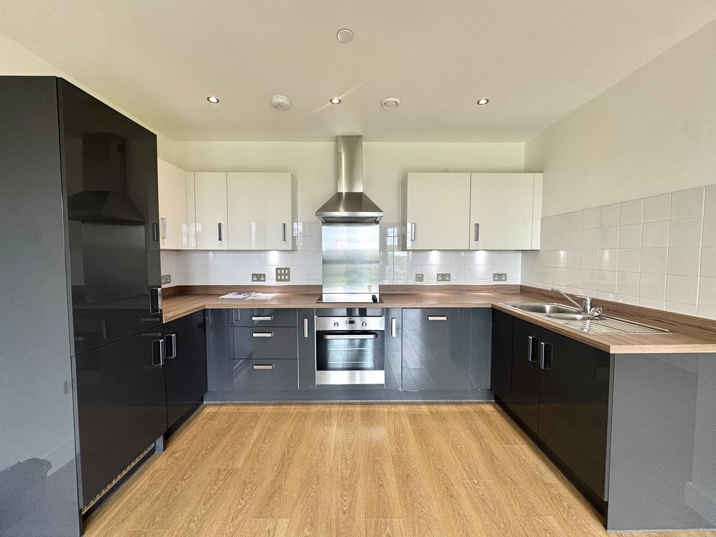 Property photo 2 of 7 Photo 5