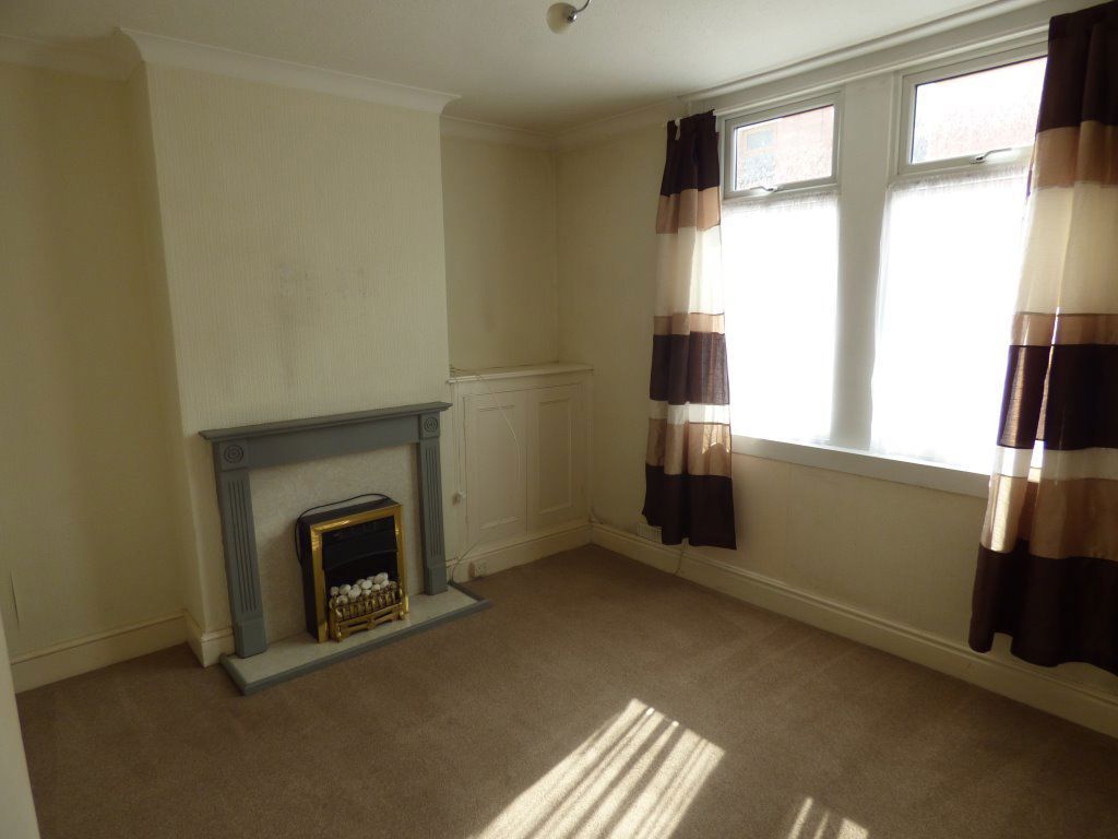 Property photo 2 of 7