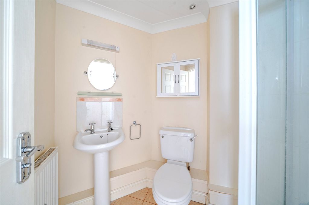 Additional image 5 of 2 bed flat for saleWoolbrook Road, Sidmouth, Devon EX10