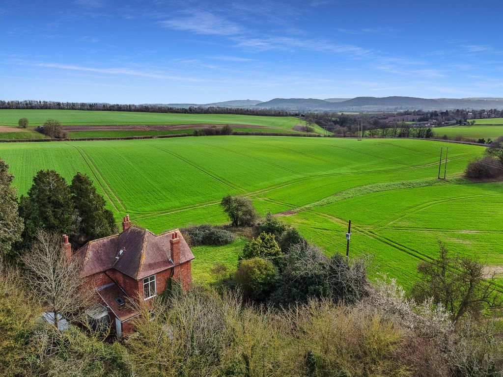 Property photo 2 of 16 Colehurst-39