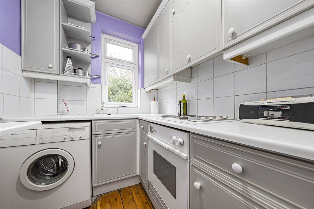 Property photo 3 of 21 Picture No. 16