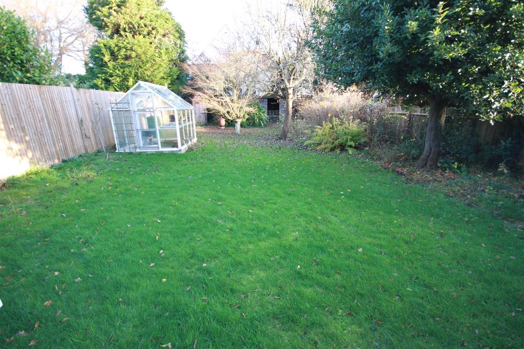 Property photo 2 of 12 Img_2511.Jpg