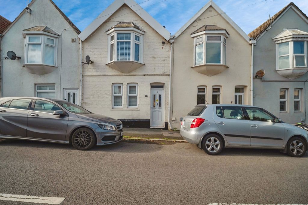 Property photo 1 of 17 Photo