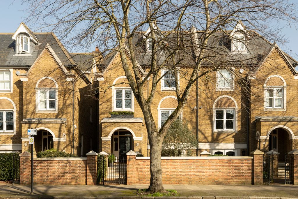 Property photo 1 of 40 Photo 1