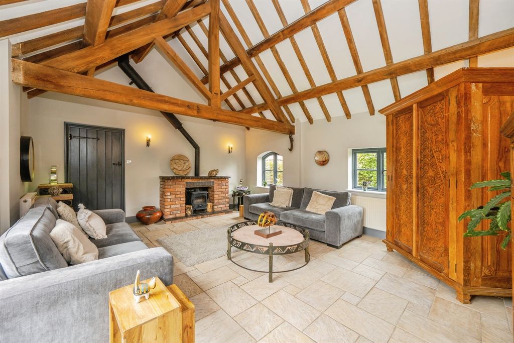Property photo 1 of 26