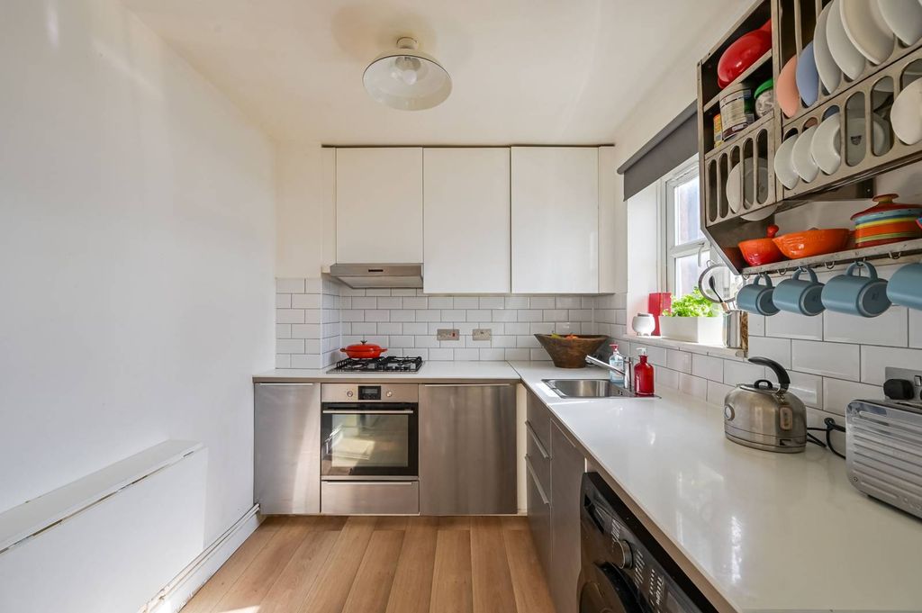 Property photo 1 of 39