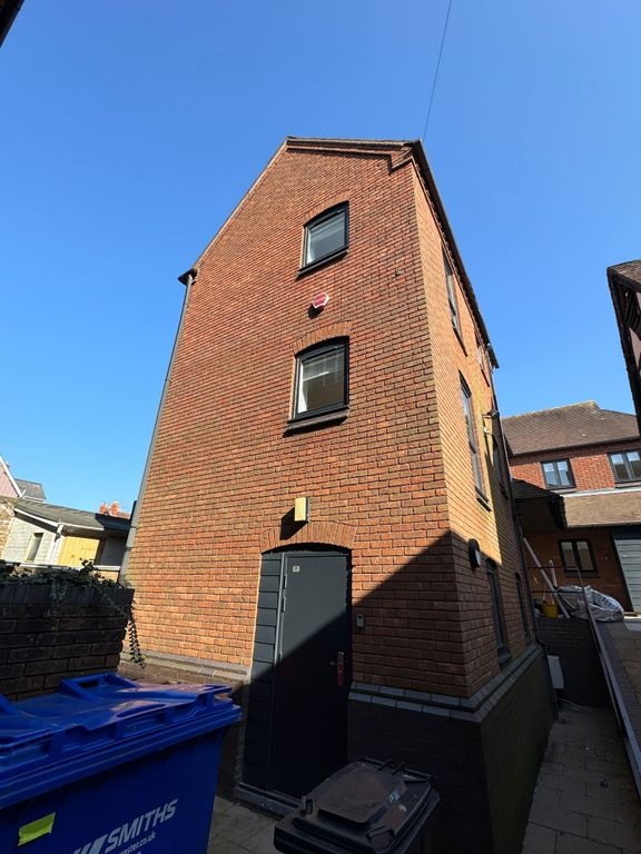 Additional image 8 of 2 bed town house to rentThe Luxe Loft 15 The Homend, Ledbury, Herefordshire HR8