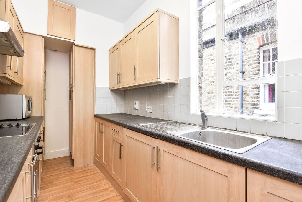 Property photo 3 of 7 247768 (2)
