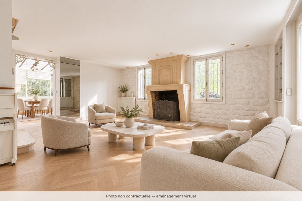 Property photo 1 of 13 6-Room House In Nogent-Sur-Marne