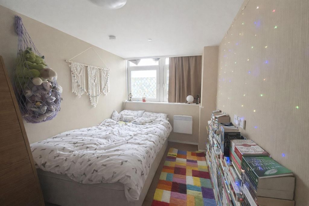 Property photo 1 of 5 Fc6Df068-A227-4142-9A31-647c9F36Ae73.Png