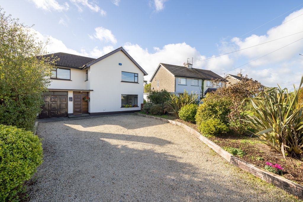 Property photo 1 of 23