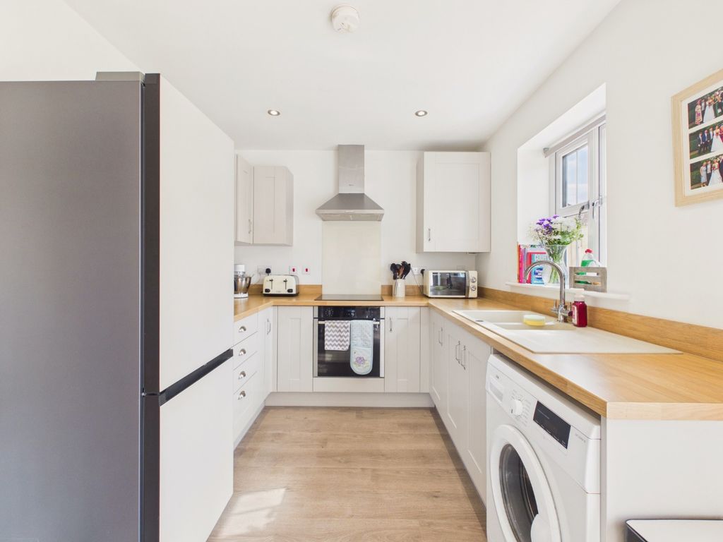 Property photo 3 of 26 5307225