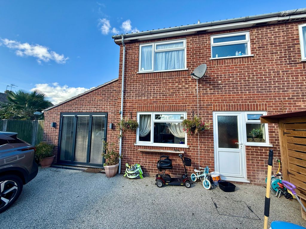 Property photo 1 of 13