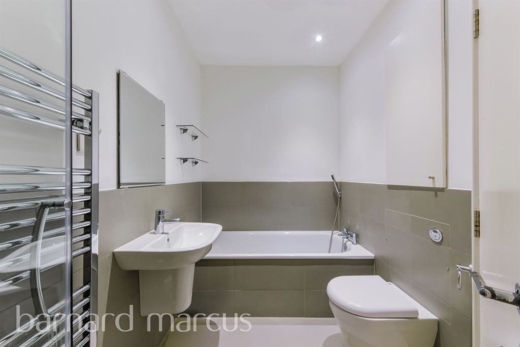 Property photo 3 of 10 Image