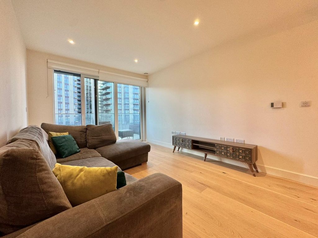 Property photo 2 of 16 Gallery