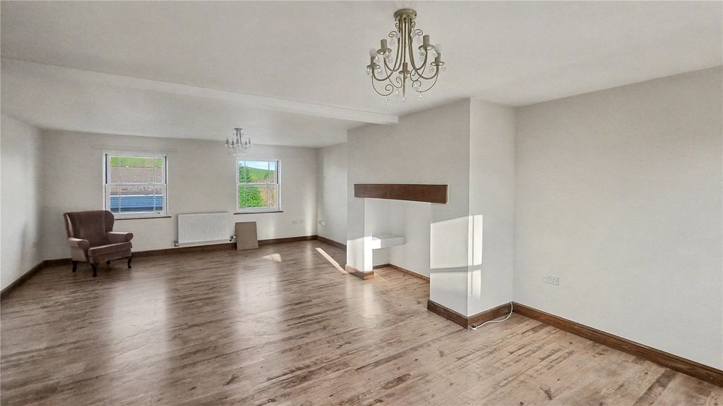 Property photo 3 of 23 Picture No. 07