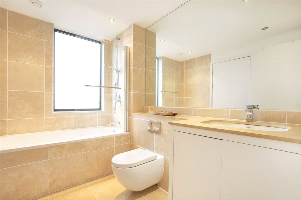Property photo 3 of 5 Picture No. 02