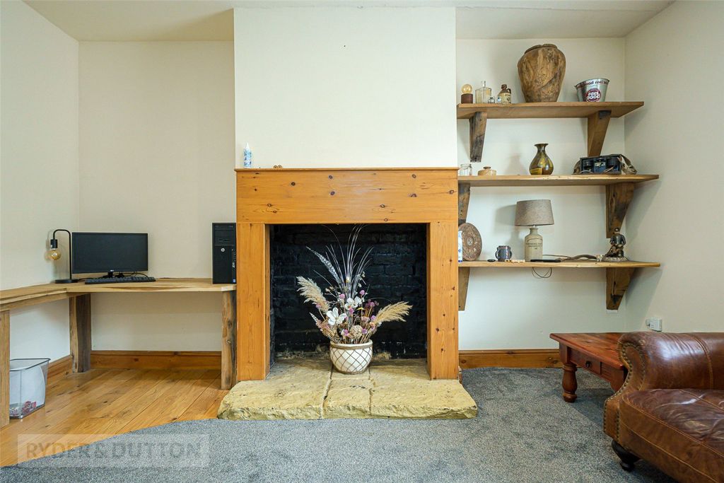 Property photo 3 of 15 Living Room