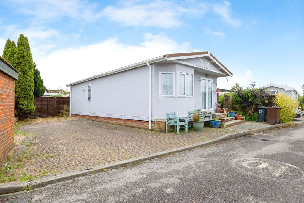 Property photo 2 of 15