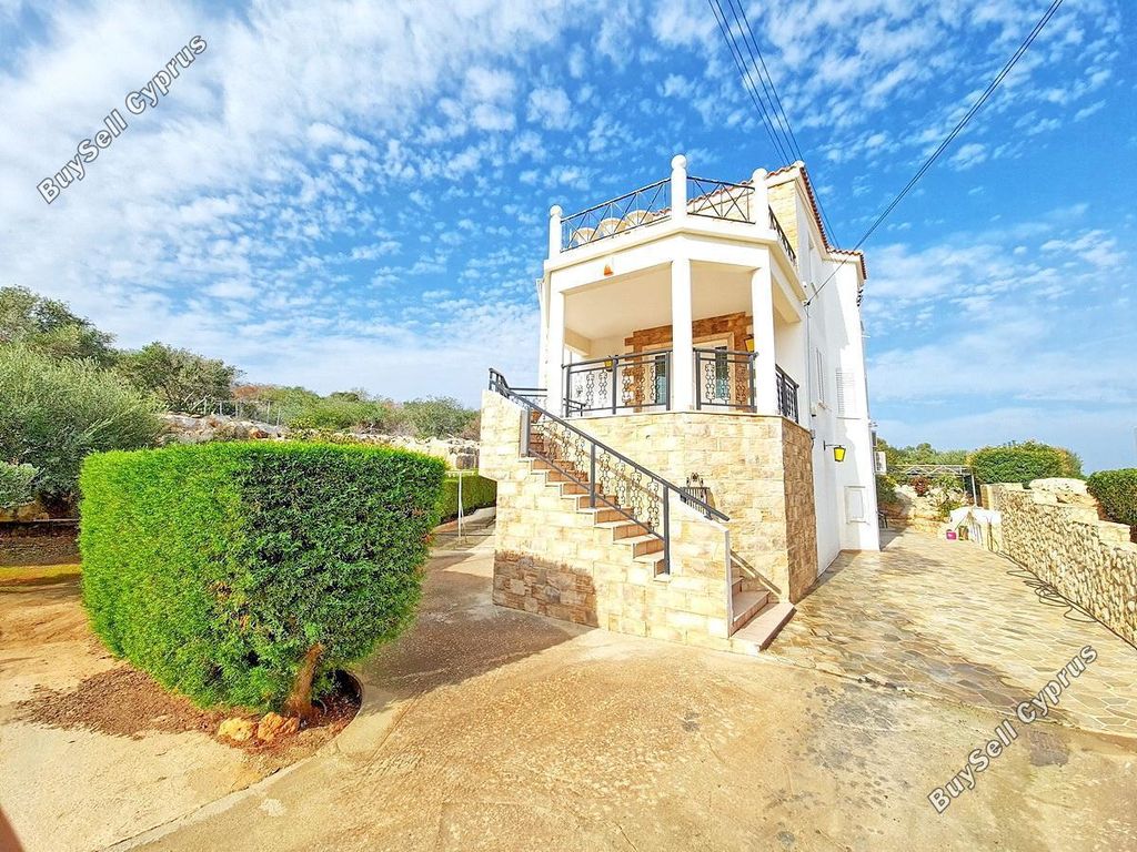 Property photo 1 of 45