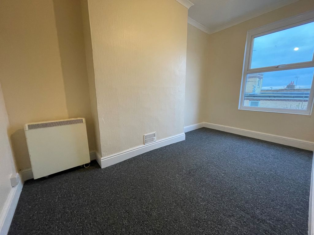 Property photo 2 of 8 Bedroom 1