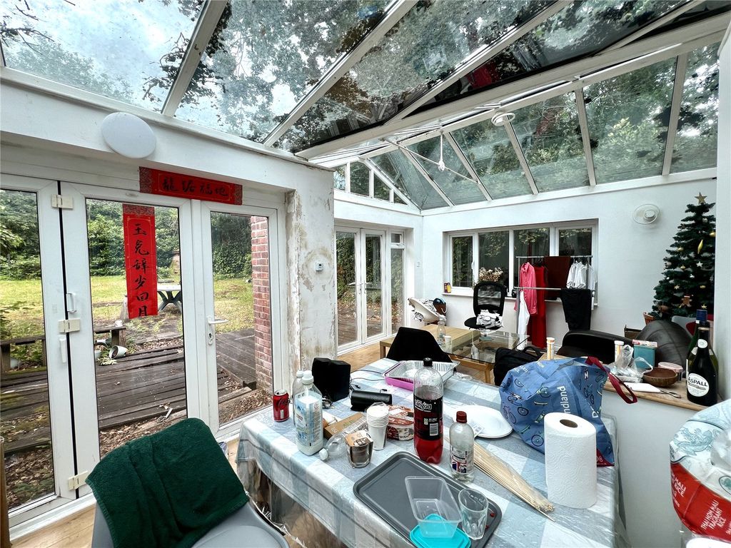 Property photo 3 of 13 Conservatory
