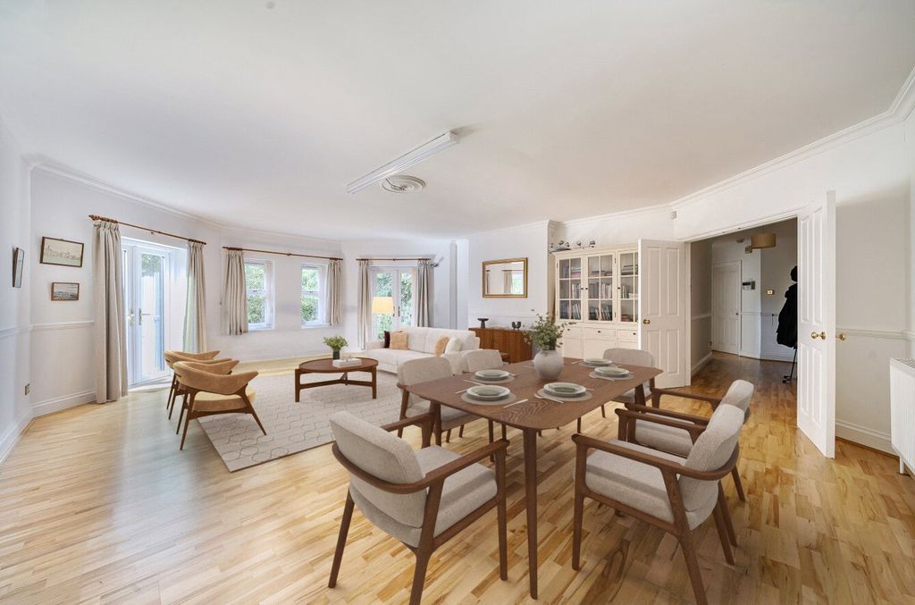Property photo 2 of 14 Living/Dining Room