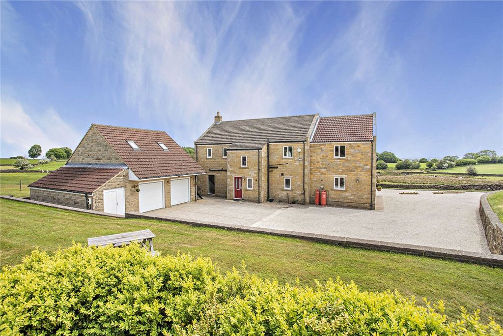 Property photo 2 of 16 Picture No. 17