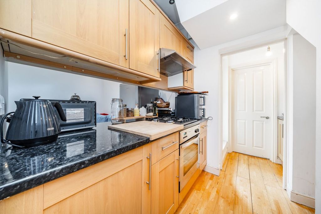 Property photo 2 of 4