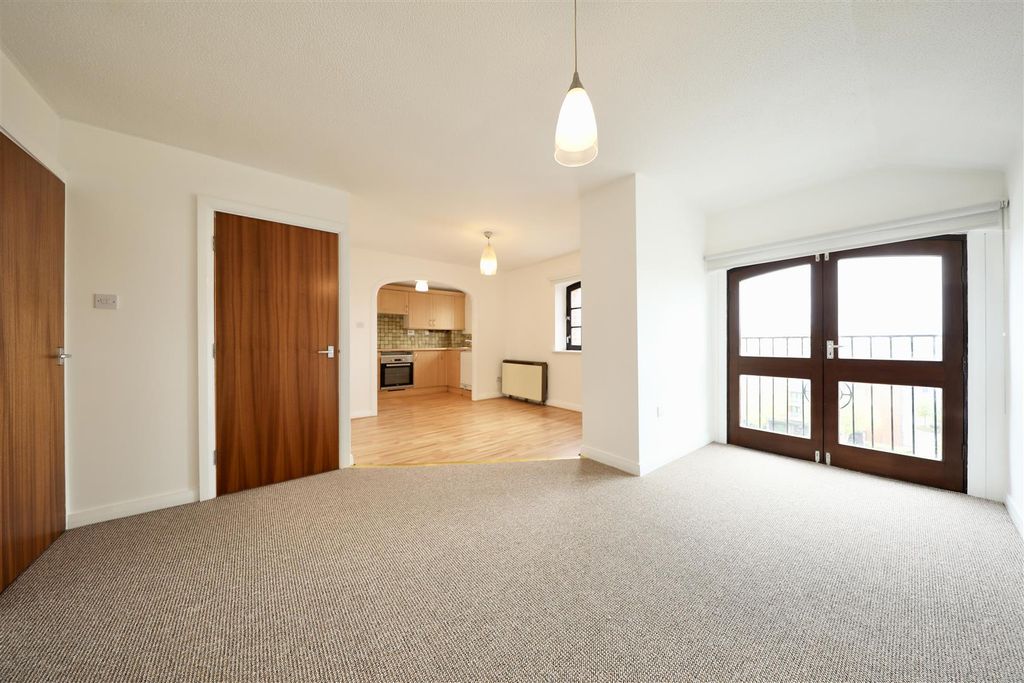 Property photo 2 of 15 0A4A5922.Jpg