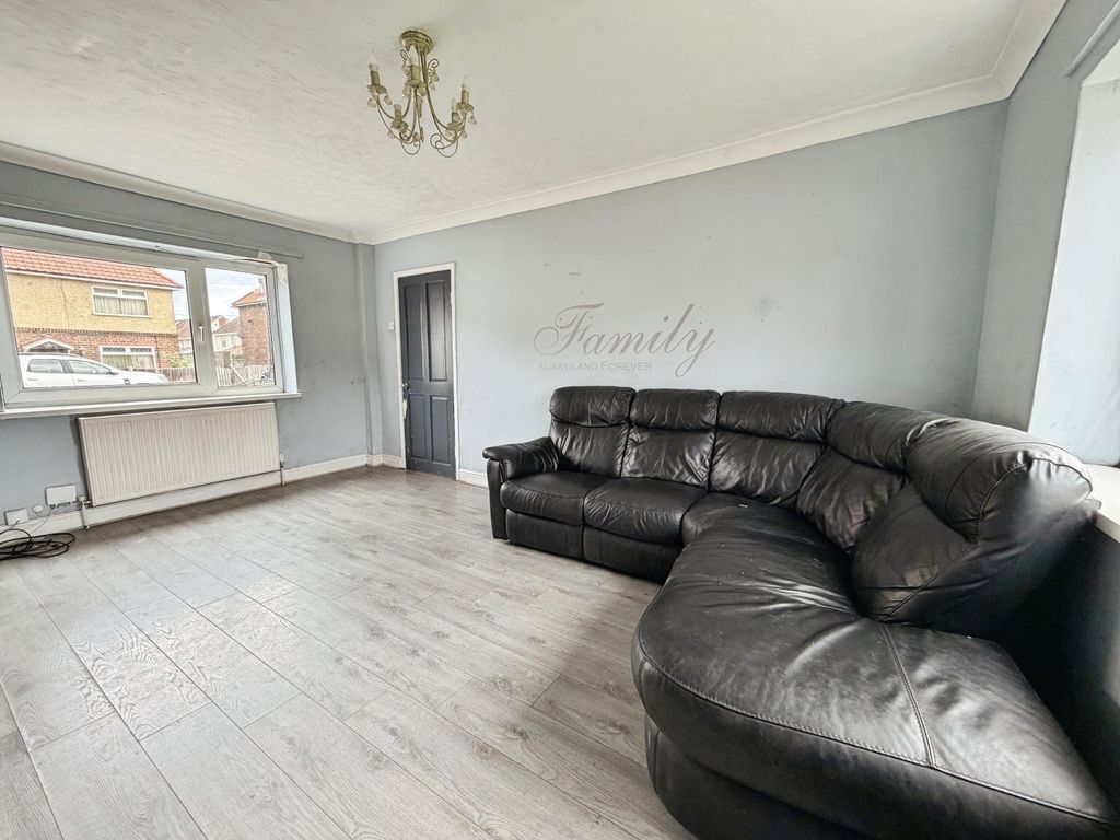 Property photo 3 of 19 4F3Fe326-Img_4692