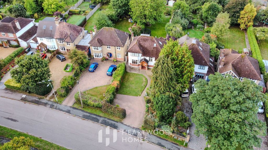 Property photo 1 of 31
