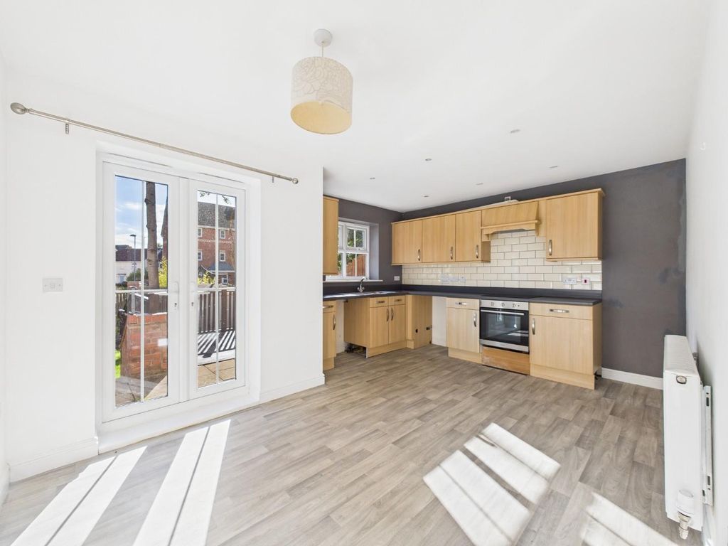 Property photo 2 of 13 Kitchen/Diner