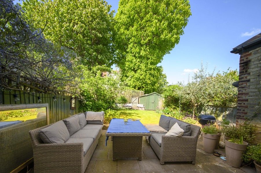 Property photo 2 of 24