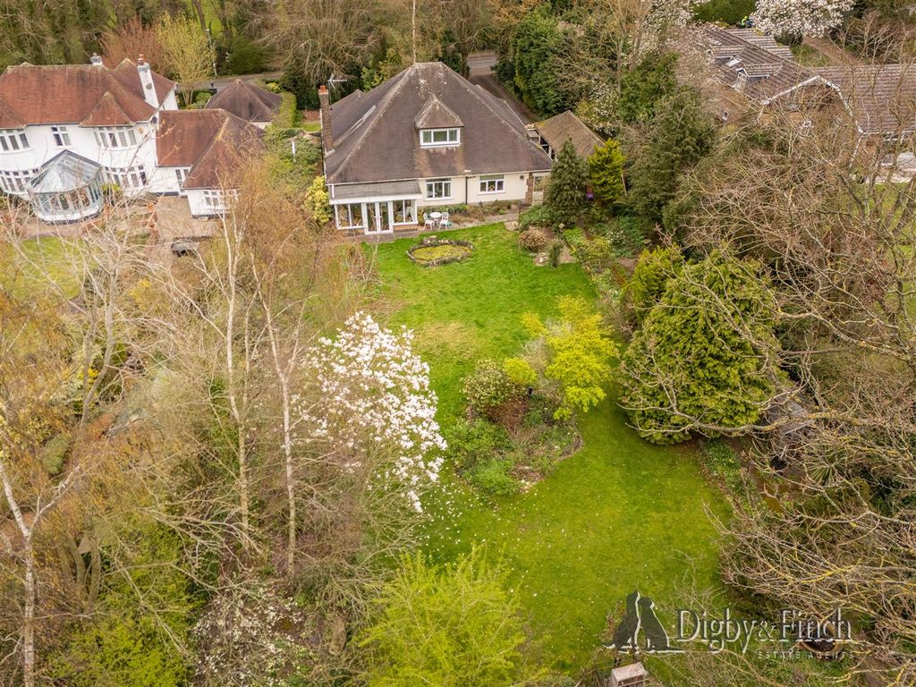 Property photo 2 of 22