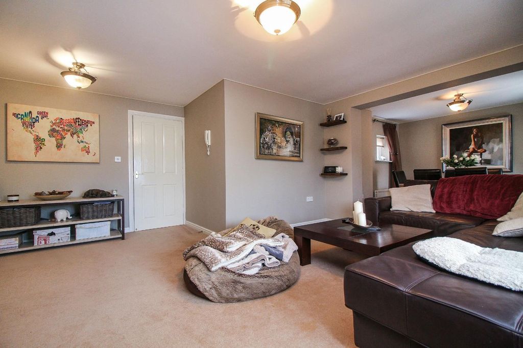 Additional image 5 of 2 bed flat for saleBridge Street, Morpeth NE61
