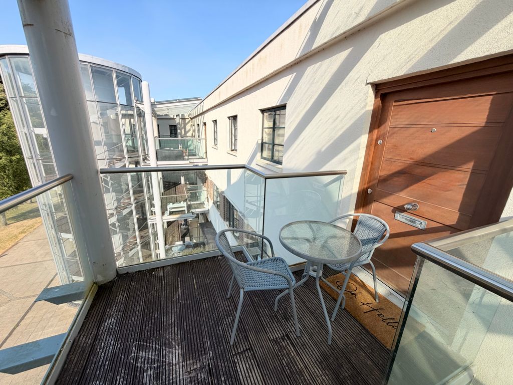 Property photo 1 of 15 External