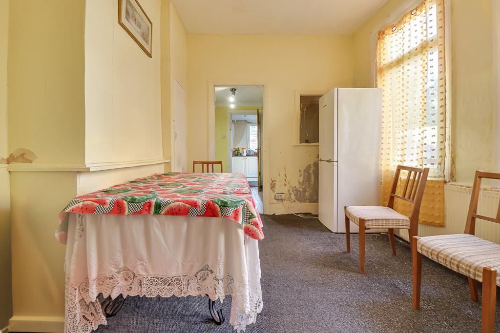 Property photo 3 of 12 Dining Room