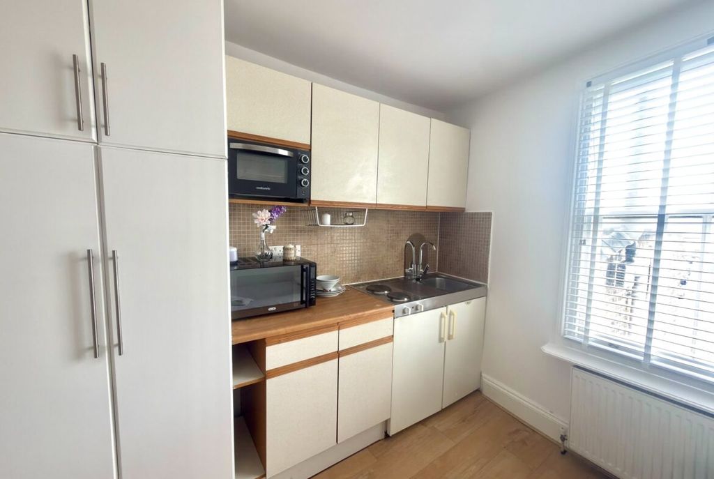 Property photo 2 of 2