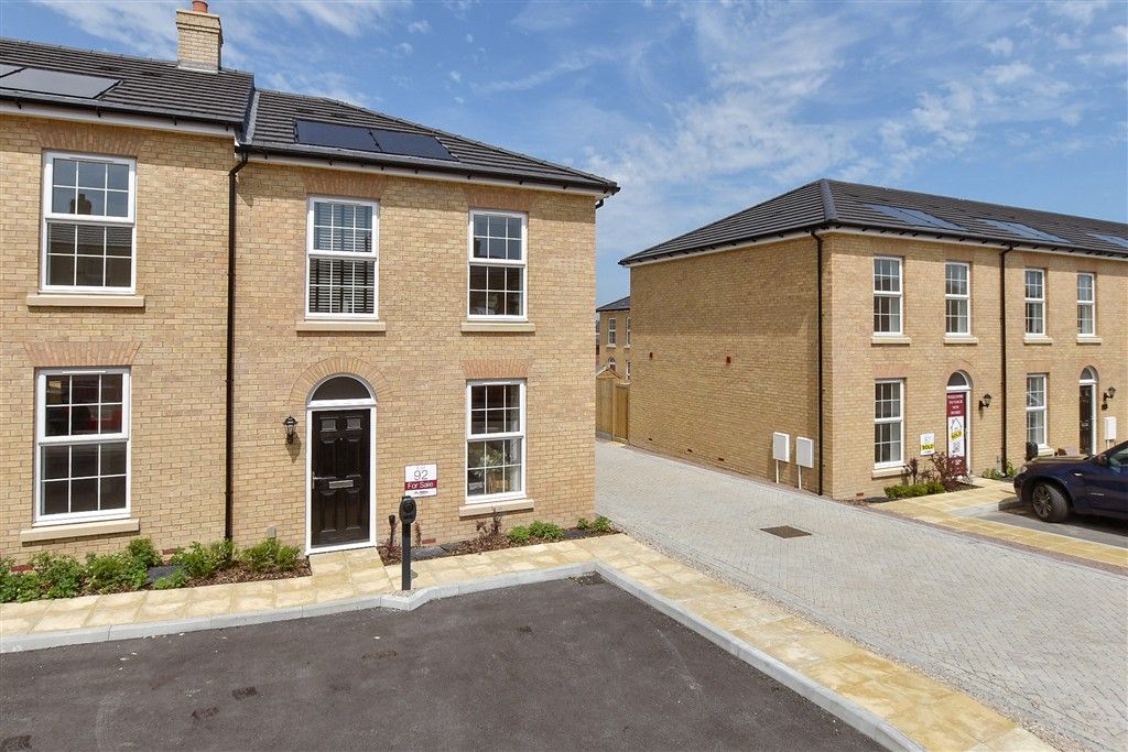 Property photo 1 of 12 External Front