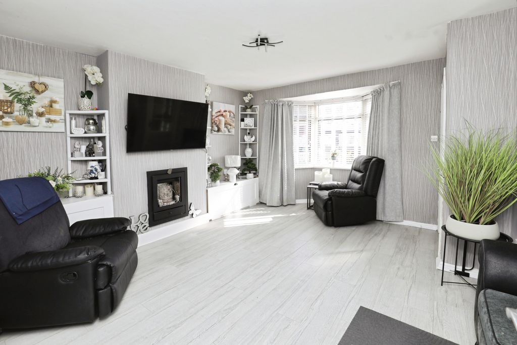 Property photo 2 of 18 Img_4398
