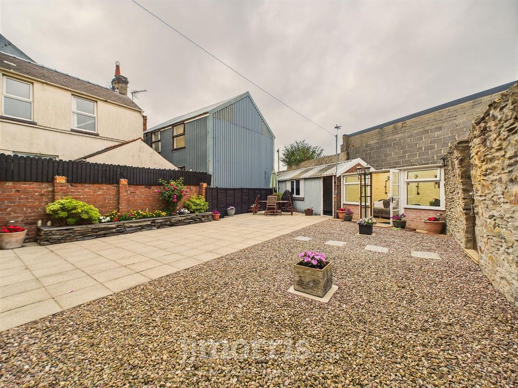 Property photo 2 of 33 Cam02122G0-Pr0353-Still049.Jpg