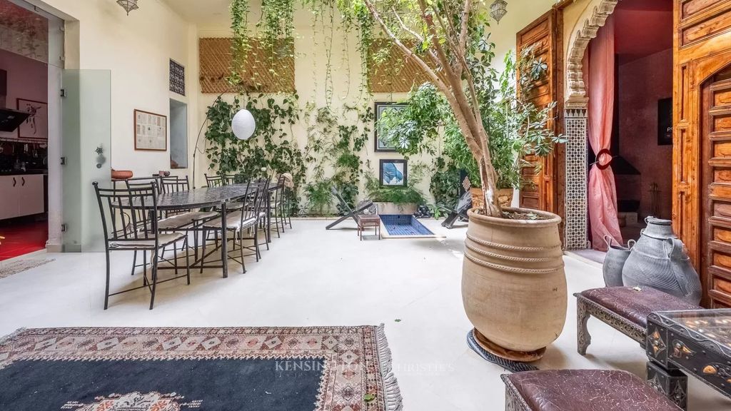 Property photo 3 of 26